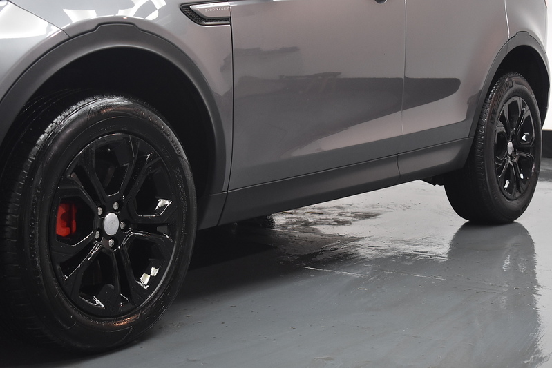 Land Rover Discovery Sport  - U6120