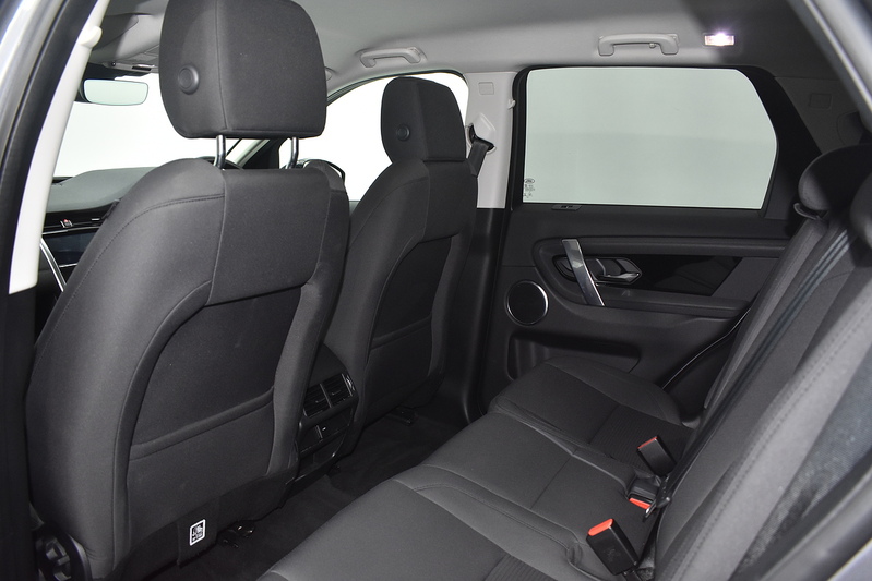 Land Rover Discovery Sport  - U6120