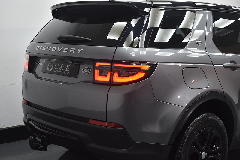 Land Rover Discovery Sport  - U6120
