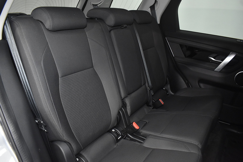 Land Rover Discovery Sport  - U6120