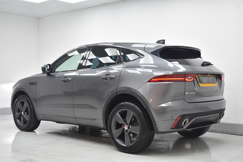 Jaguar E-PACE D150 Chequered Flag - U6122