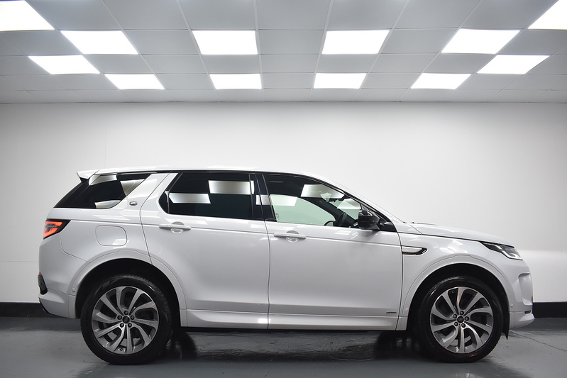 Land Rover Discovery Sport P300e R-Dynamic HSE - U6124