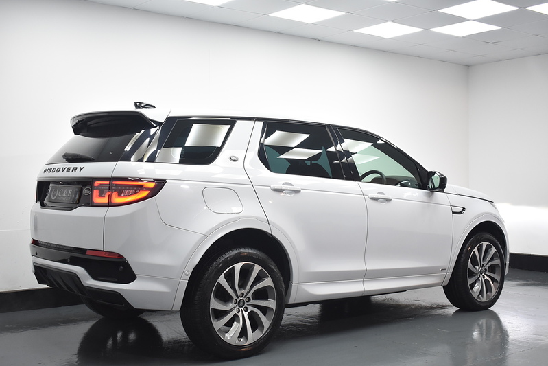 Land Rover Discovery Sport P300e R-Dynamic HSE - U6124