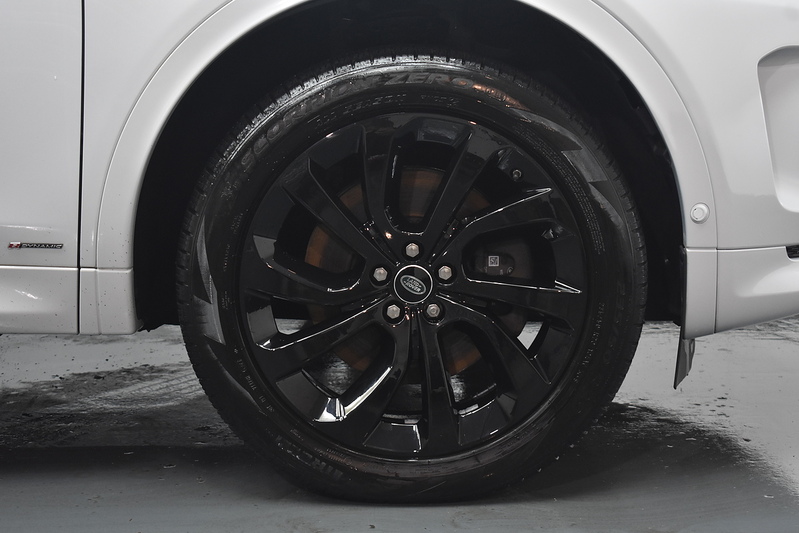 Land Rover Discovery Sport P300e R-Dynamic HSE - U6124