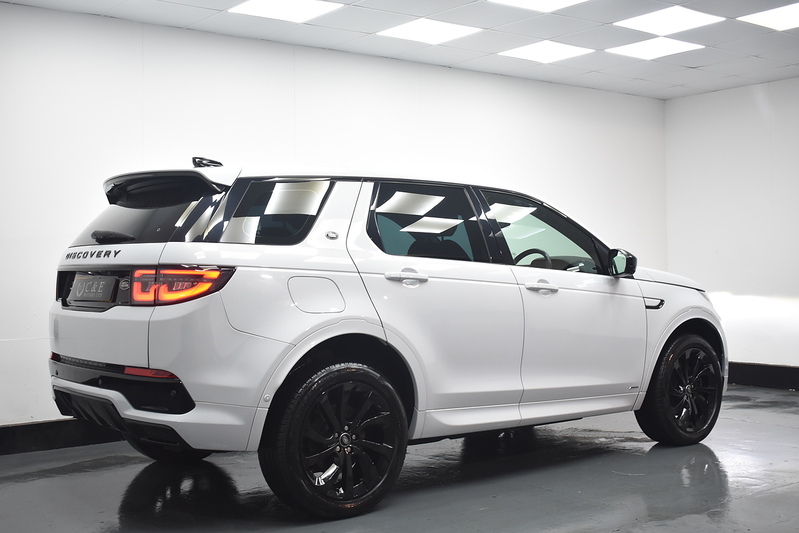 Land Rover Discovery Sport P300e R-Dynamic HSE - U6124