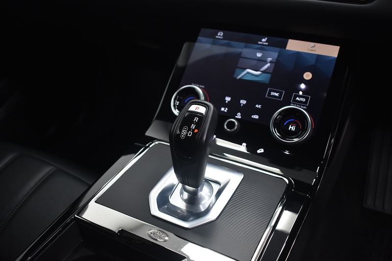 Land Rover Range Rover Evoque D200 MHEV R-Dynamic SE - U6136