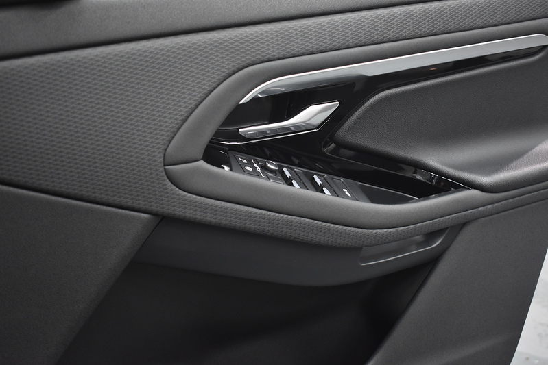 Land Rover Range Rover Evoque D180 R-Dynamic S - U6138