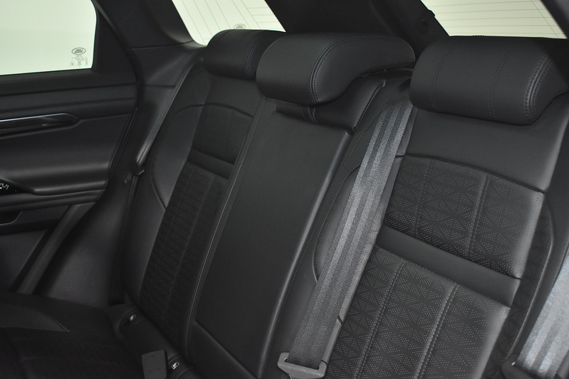 Land Rover Range Rover Evoque D180 MHEV R-Dynamic HSE - U6144