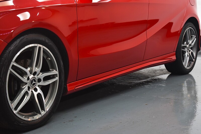 Mercedes-Benz A Class A200d AMG Line - U6145