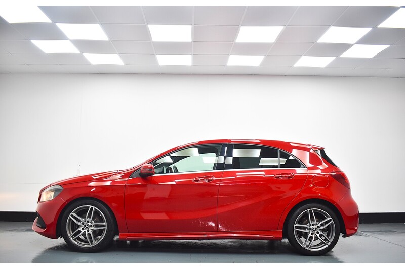 Mercedes-Benz A Class A200d AMG Line - U6145