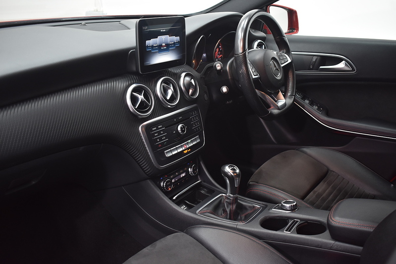 Mercedes-Benz A Class A200d AMG Line - U6145