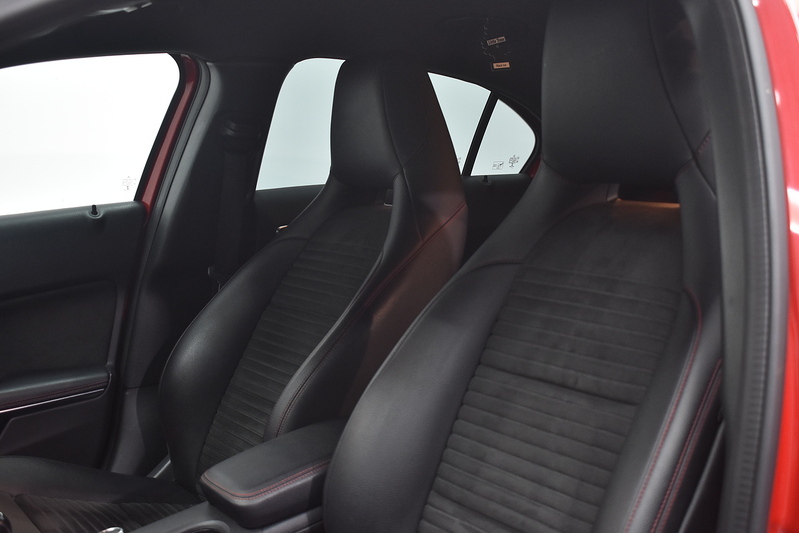 Mercedes-Benz A Class A200d AMG Line - U6145