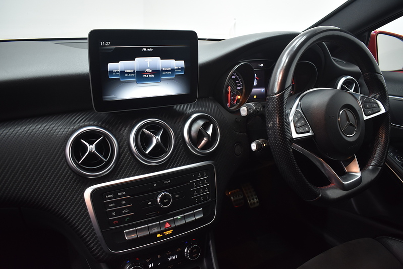 Mercedes-Benz A Class A200d AMG Line - U6145