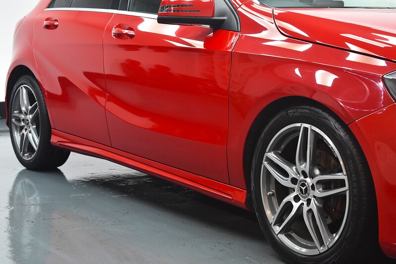 Mercedes-Benz A Class A200d AMG Line - U6145