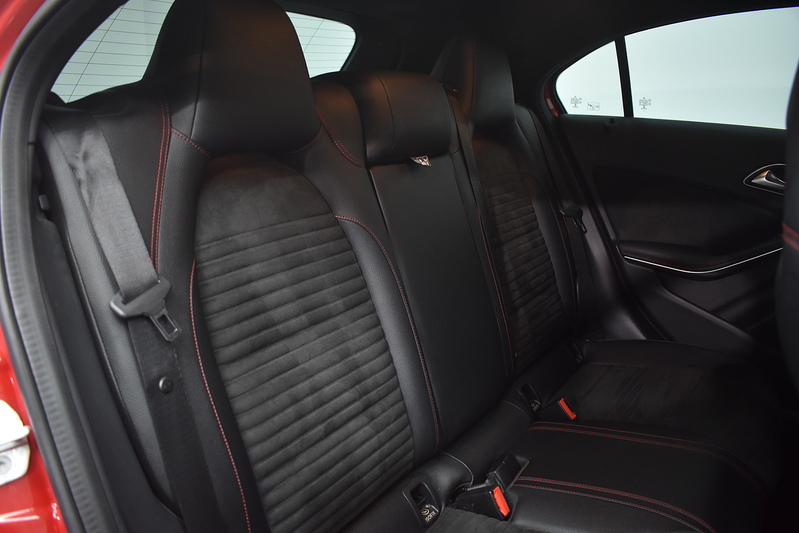 Mercedes-Benz A Class A200d AMG Line - U6145