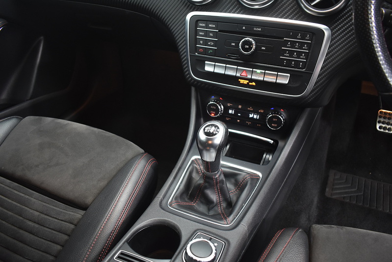 Mercedes-Benz A Class A200d AMG Line - U6145