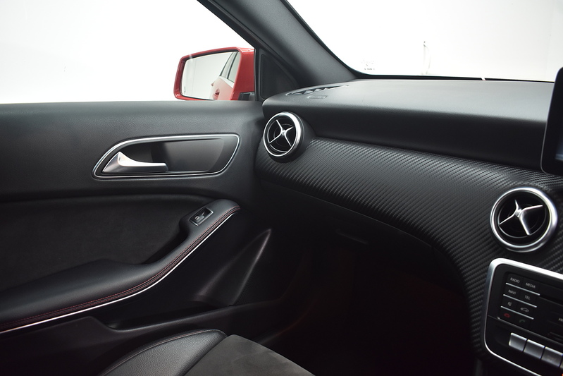 Mercedes-Benz A Class A200d AMG Line - U6145