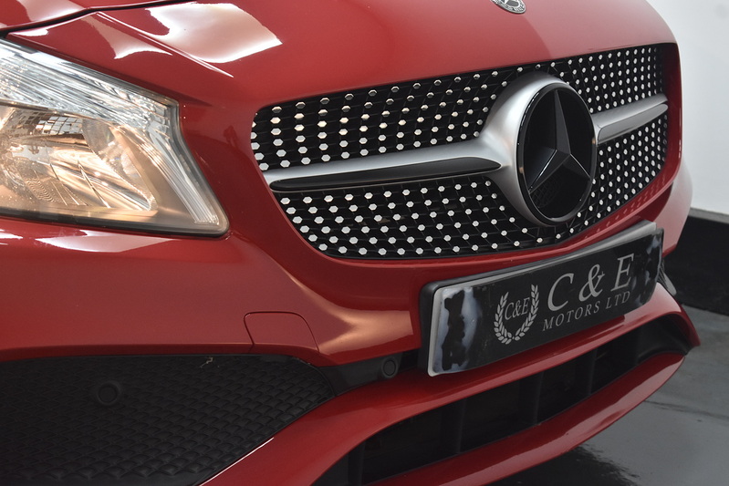 Mercedes-Benz A Class A200d AMG Line - U6145