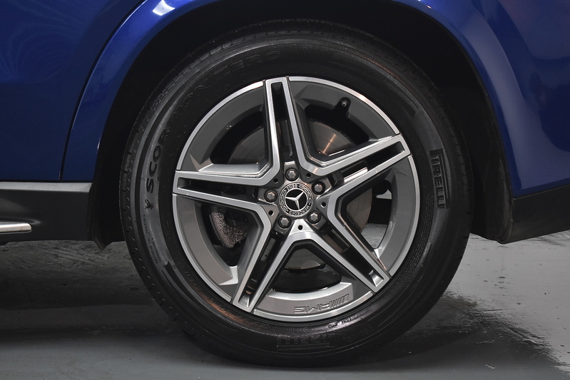 Mercedes-Benz GLE GLE400d AMG Line - U6147