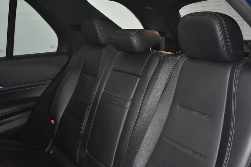 Mercedes-Benz GLE GLE400d AMG Line - U6147
