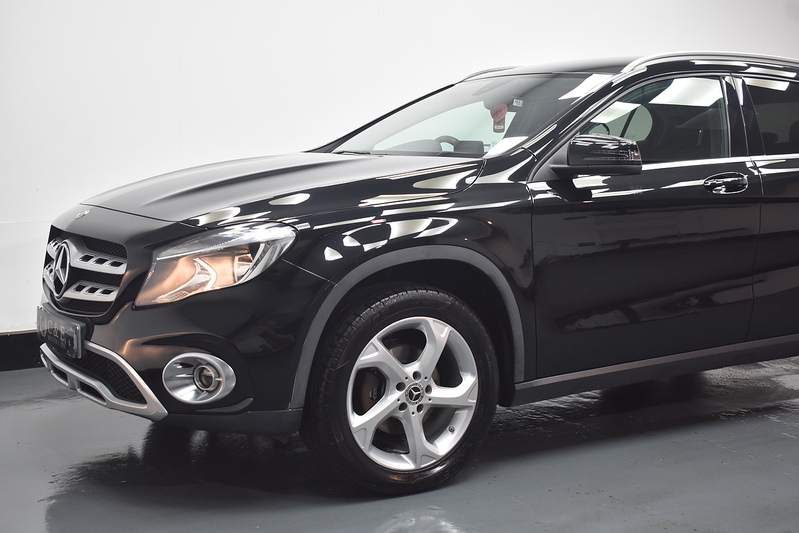 Mercedes-Benz GLA GLA200d Sport - U6155