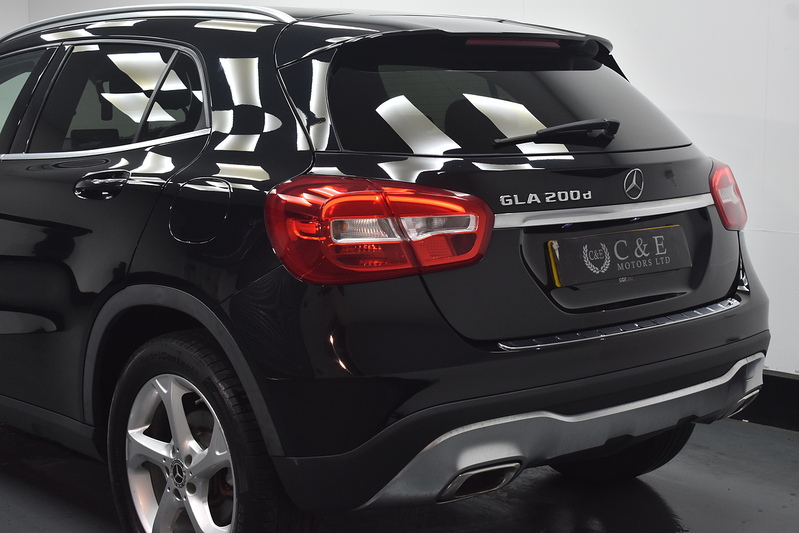 Mercedes-Benz GLA GLA200d Sport - U6155