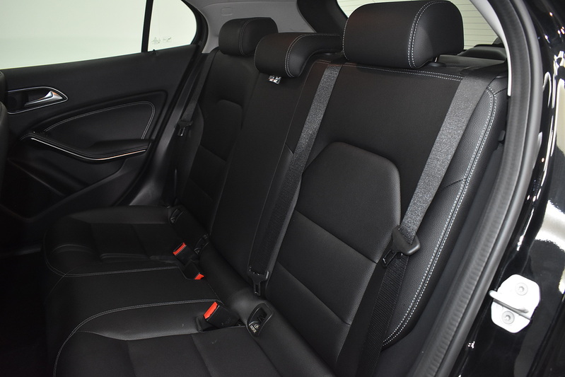 Mercedes-Benz GLA GLA200d Sport - U6155