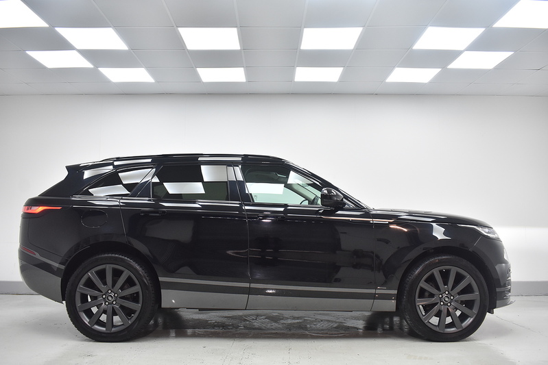 Land Rover Range Rover Velar D240 R-Dynamic HSE - U6157