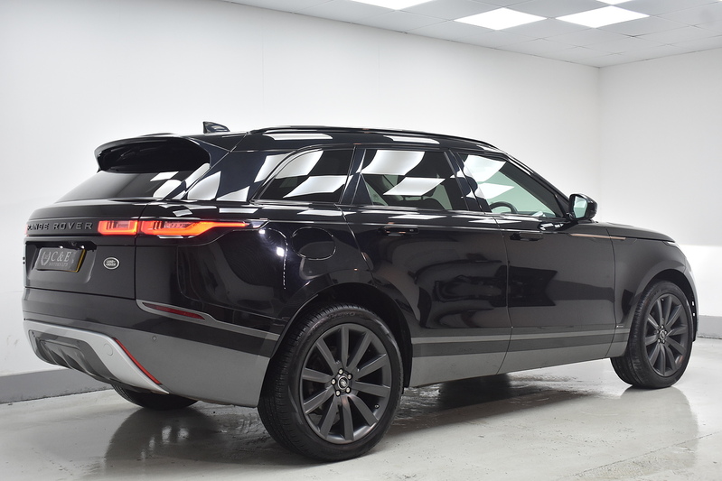 Land Rover Range Rover Velar D240 R-Dynamic HSE - U6157