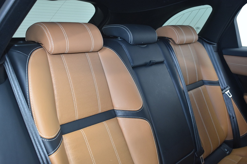 Land Rover Range Rover Velar D240 R-Dynamic HSE - U6157