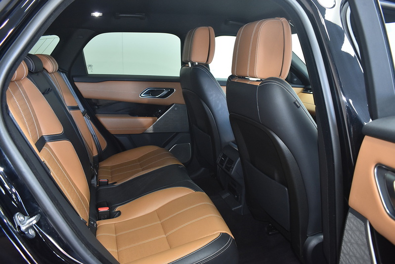 Land Rover Range Rover Velar D240 R-Dynamic HSE - U6157