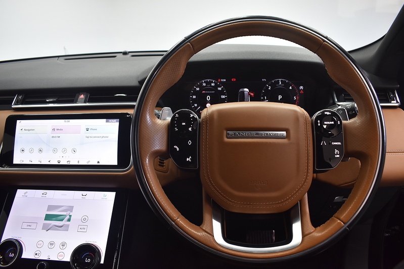 Land Rover Range Rover Velar D240 R-Dynamic HSE - U6157