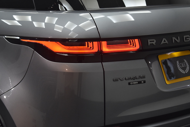 Land Rover Range Rover Evoque D180 R-Dynamic S - U6158