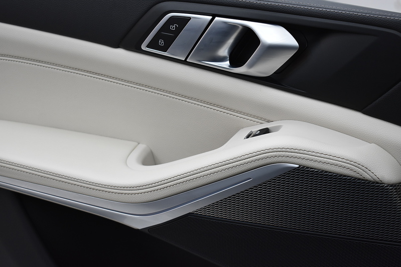 BMW X5 30d MHT M Sport - U6167