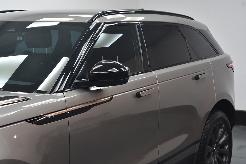 Land Rover Range Rover Velar D200 MHEV R-Dynamic SE - U6171