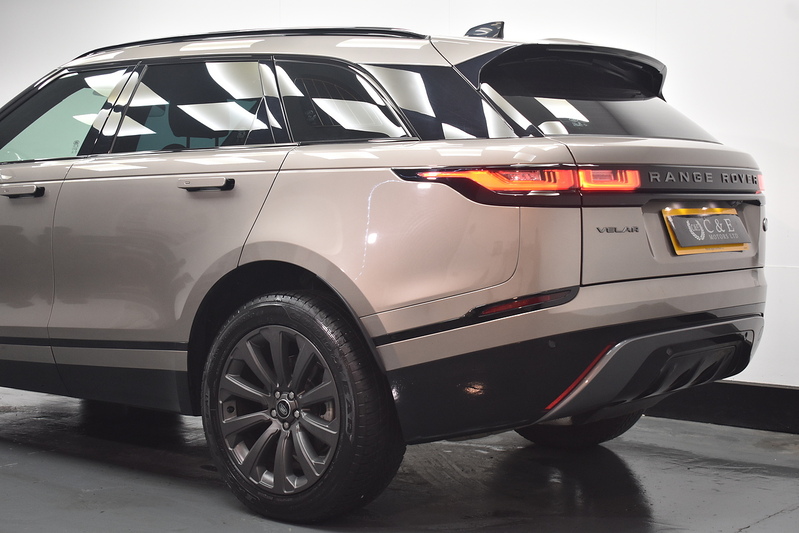 Land Rover Range Rover Velar D200 MHEV R-Dynamic SE - U6171