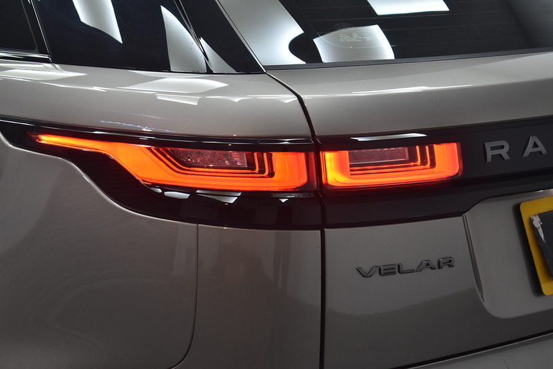 Land Rover Range Rover Velar D200 MHEV R-Dynamic SE - U6171