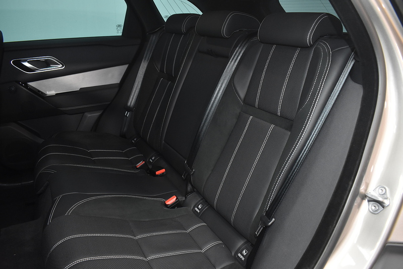 Land Rover Range Rover Velar D200 MHEV R-Dynamic SE - U6171