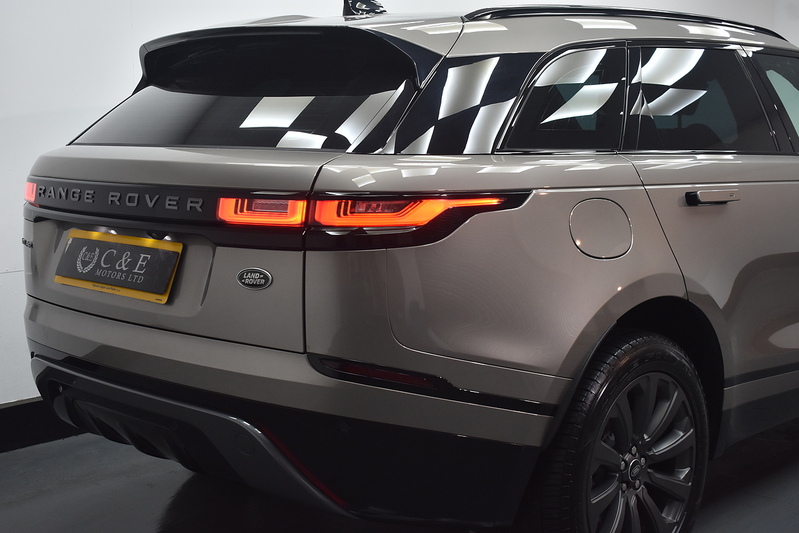 Land Rover Range Rover Velar D200 MHEV R-Dynamic SE - U6171