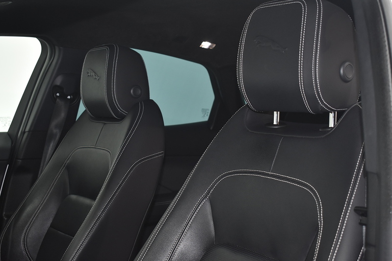 Jaguar E-PACE D165 MHEV R-Dynamic S - U6172