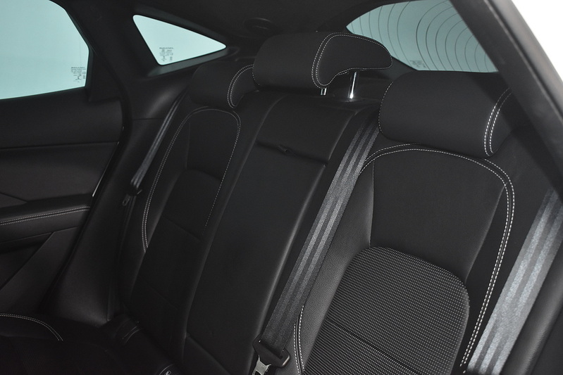 Jaguar E-PACE D165 MHEV R-Dynamic S - U6172