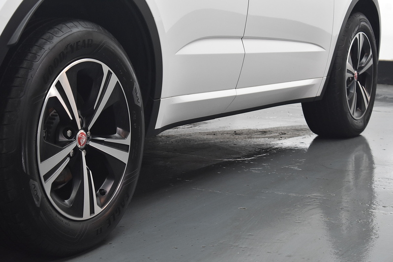 Jaguar E-PACE D165 MHEV R-Dynamic S - U6172