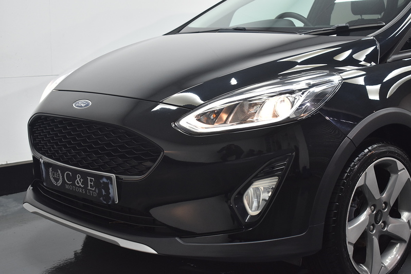 Ford Fiesta T EcoBoost Active 1 - U6178