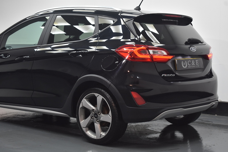 Ford Fiesta T EcoBoost Active 1 - U6178
