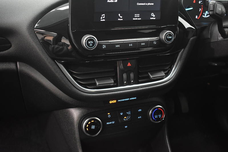 Ford Fiesta T EcoBoost Active 1 - U6178