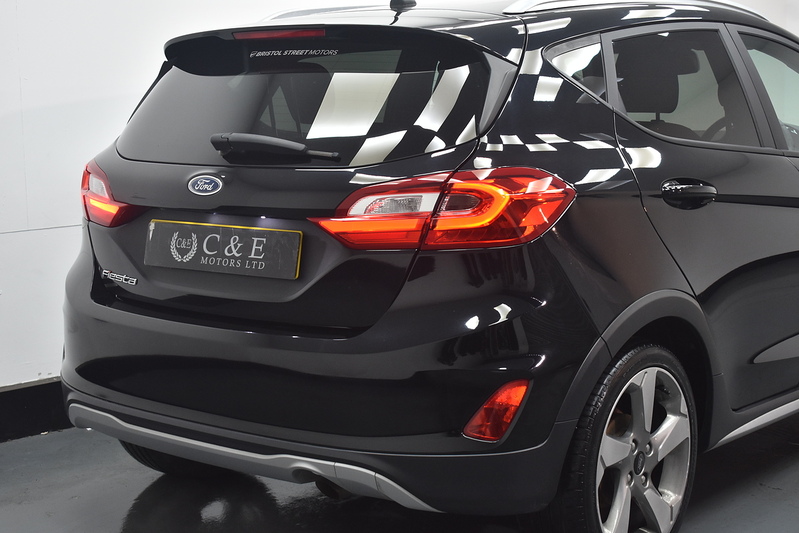 Ford Fiesta T EcoBoost Active 1 - U6178