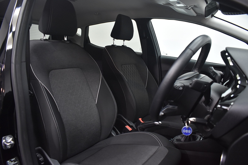 Ford Fiesta T EcoBoost Active 1 - U6178