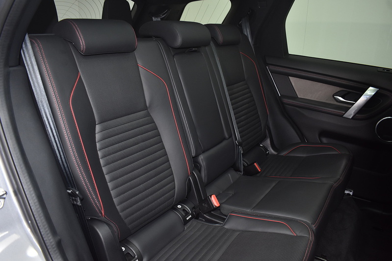 Land Rover Discovery Sport D180 MHEV R-Dynamic HSE - U6183