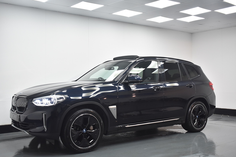 BMW iX3 Premier Edition Pro - U6189