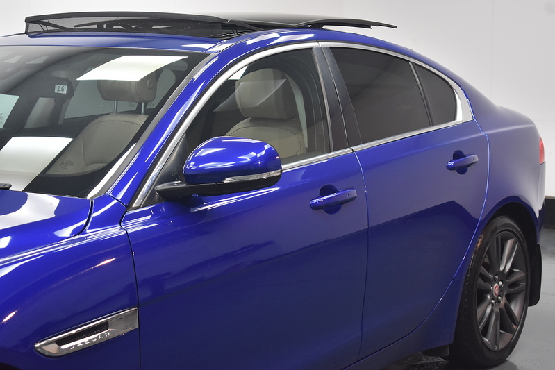 Jaguar XE i Prestige - U6192